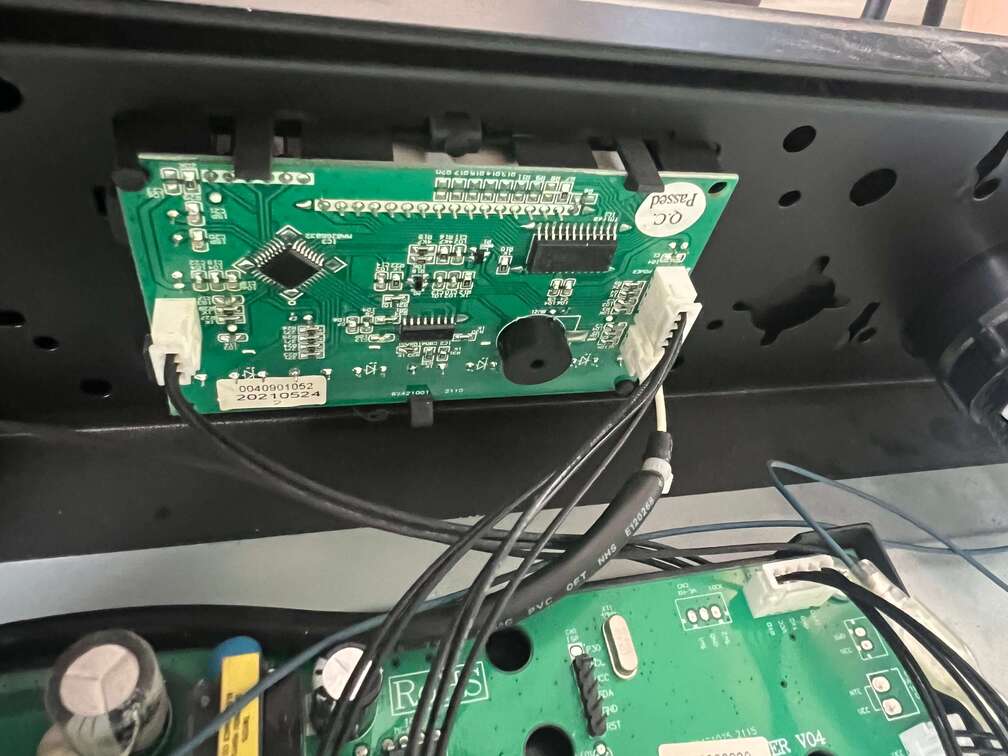 Монтаж телевизора